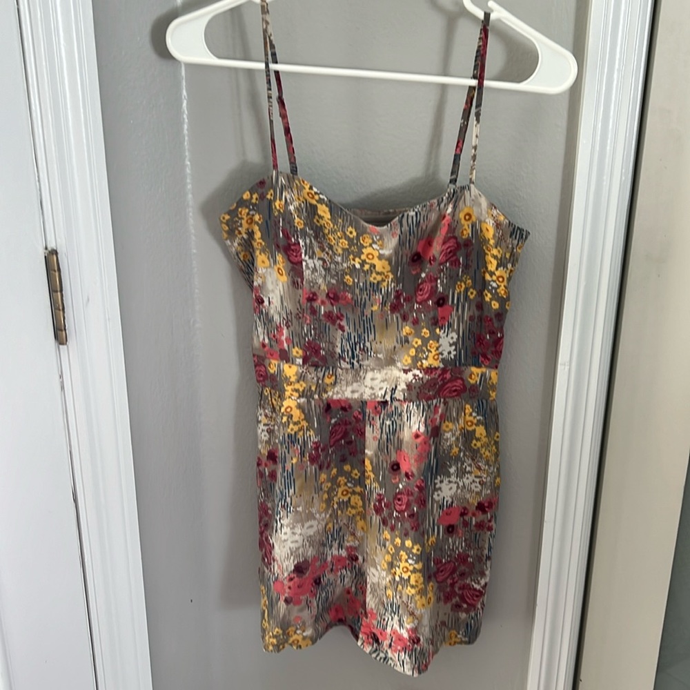 Women’s Floral Romper Shorts Forever 21 size Small